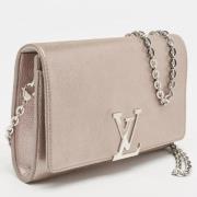 Pre-owned Leather clutches Louis Vuitton Vintage , Gray , Dames