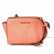 Pre-owned Leather shoulder-bags Michael Kors Pre-owned , Pink , Dames