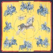 Pre-owned Silk scarves Hermès Vintage , Multicolor , Dames