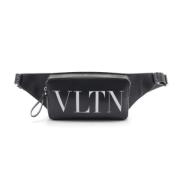 Pre-owned Fabric crossbody-bags Valentino Vintage , Black , Dames