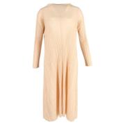 Pre-owned Polyester dresses Issey Miyake Pre-owned , Beige , Dames