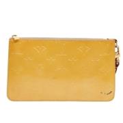 Pre-owned Fabric clutches Louis Vuitton Vintage , Beige , Dames