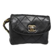 Pre-owned Leather crossbody-bags Chanel Vintage , Black , Dames