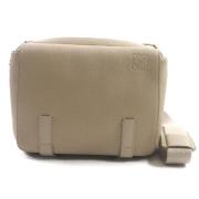 Pre-owned Leather shoulder-bags Loewe Pre-owned , Beige , Dames