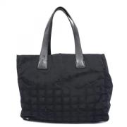 Pre-owned Nylon handbags Chanel Vintage , Black , Dames