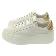 Pre-owned Leather sneakers Salvatore Ferragamo Pre-owned , White , Her...