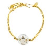 Pre-owned Metal bracelets Chanel Vintage , Yellow , Dames