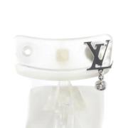 Pre-owned Metal earrings Louis Vuitton Vintage , White , Dames