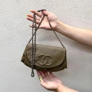 Pre-owned Leather chanel-bags Chanel Vintage , Beige , Dames