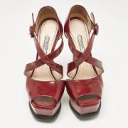 Pre-owned Leather sandals Prada Vintage , Red , Dames