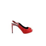 Pre-owned Suede heels Yves Saint Laurent Vintage , Red , Dames