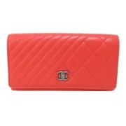 Pre-owned Leather wallets Chanel Vintage , Red , Dames