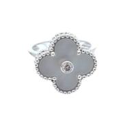 Pre-owned Silver rings Van Cleef & Arpels Pre-owned , Gray , Dames