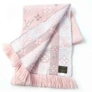 Pre-owned Fabric scarves Louis Vuitton Vintage , Pink , Dames