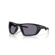 Stijlvolle zonnebril voor buitenactiviteiten Oakley , Black , Unisex