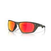 Stijlvolle zonnebril voor buitenactiviteiten Oakley , Black , Unisex