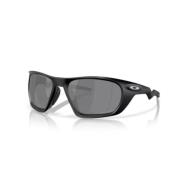 Stijlvolle zonnebril voor buitenactiviteiten Oakley , Black , Unisex