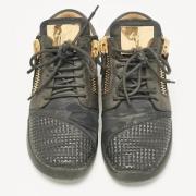 Pre-owned Fabric sneakers Giuseppe Zanotti Pre-owned , Gray , Dames