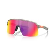 Stijlvolle zonnebril voor buitenactiviteiten Oakley , Gray , Dames