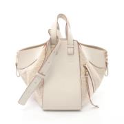 Pre-owned Leather handbags Loewe Pre-owned , Beige , Dames