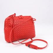 Pre-owned Leather handbags Bottega Veneta Vintage , Red , Dames