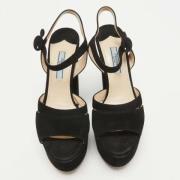 Pre-owned Suede sandals Prada Vintage , Black , Dames