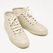 Pre-owned Leather sneakers Gucci Vintage , Beige , Dames