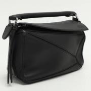 Pre-owned Leather handbags Loewe Pre-owned , Black , Dames