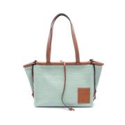 Pre-owned Canvas shoulder-bags Loewe Pre-owned , Green , Dames