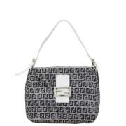 Pre-owned Canvas shoulder-bags Fendi Vintage , White , Dames