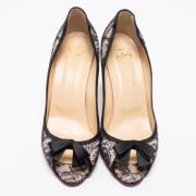 Pre-owned Lace heels Christian Louboutin Pre-owned , Black , Dames