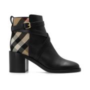 ‘New Pryle’ enkellaarzen met hak Burberry , Black , Dames