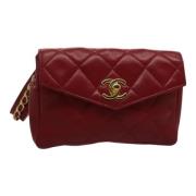 Pre-owned Leather crossbody-bags Chanel Vintage , Red , Dames