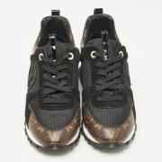 Pre-owned Coated canvas sneakers Louis Vuitton Vintage , Black , Dames