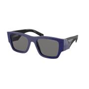 Stijlvolle zonnebril voor je look Prada , Blue , Unisex