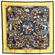 Pre-owned Silk scarves Hermès Vintage , Multicolor , Dames