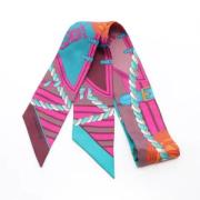 Pre-owned Silk scarves Hermès Vintage , Multicolor , Dames