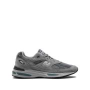 Grijze Mesh Sneaker met Reflecterende Details New Balance , Gray , Dam...