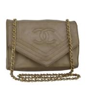 Pre-owned Leather chanel-bags Chanel Vintage , Beige , Dames