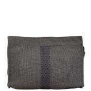 Pre-owned Canvas clutches Hermès Vintage , Gray , Dames