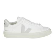 Stijlvolle sneakers voor buitenavonturen Veja , White , Dames