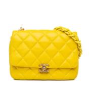 Pre-owned Leather chanel-bags Chanel Vintage , Yellow , Dames