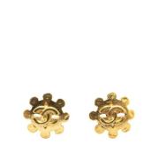 Pre-owned Metal earrings Chanel Vintage , Yellow , Dames