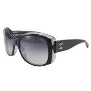 Pre-owned Glass sunglasses Chanel Vintage , Black , Dames