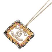 Pre-owned Metal chanel-jewelry Chanel Vintage , Yellow , Dames