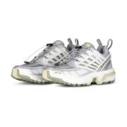 Sportieve Sneaker met Ademende Mesh-Elementen Maison Margiela , Gray ,...