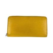 Pre-owned Leather wallets Louis Vuitton Vintage , Yellow , Dames