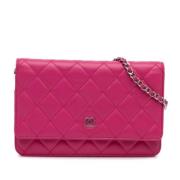 Pre-owned Leather crossbody-bags Chanel Vintage , Pink , Dames