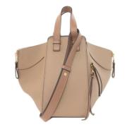 Pre-owned Fabric handbags Loewe Pre-owned , Beige , Dames