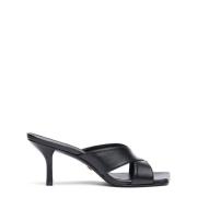 Carmen 75 Slide - Moderne vierkante neus slide Stuart Weitzman , Black...